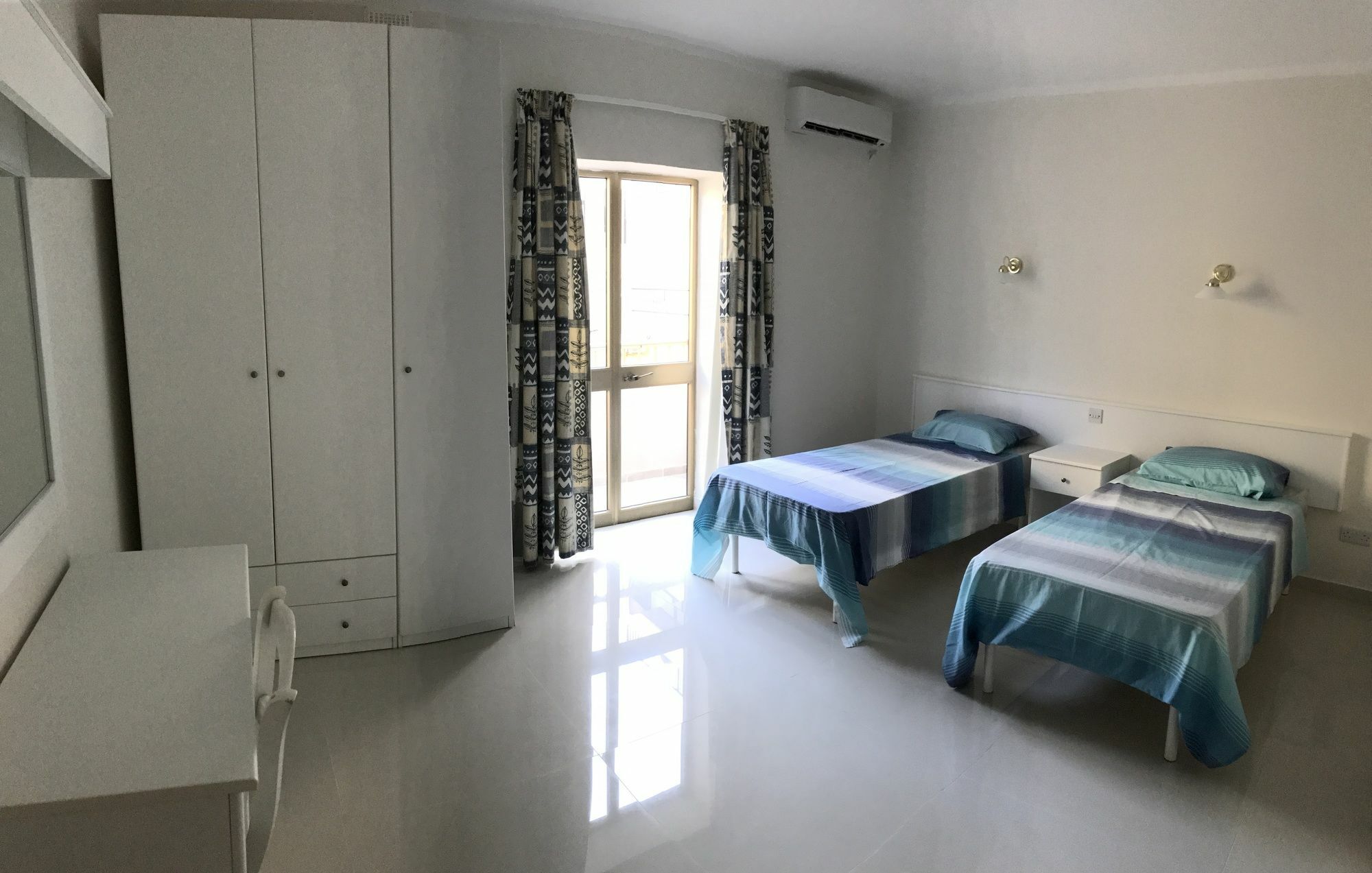 The Triton Apart otel St. Paul's Bay Dış mekan fotoğraf
